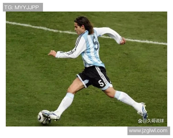 纵览绿茵传奇那些令人难忘的足球球星专属绰号背后故事