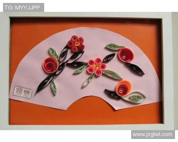 足球明星动感纸艺作品展现独特球场风采与精彩瞬间的艺术之旅